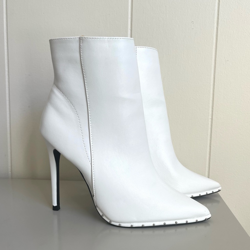 White stiletto Boots